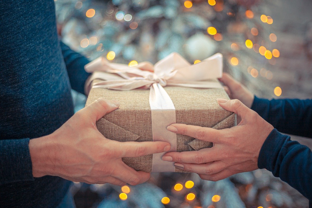 Why Custom Paint By Numbers Kits Are Great Gifts
