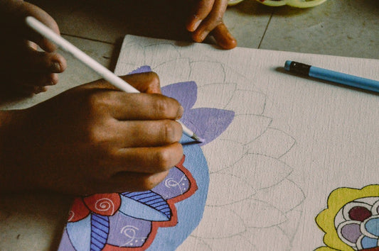 Painting vs. Drawing: Which One Should I Try First? - miicreative