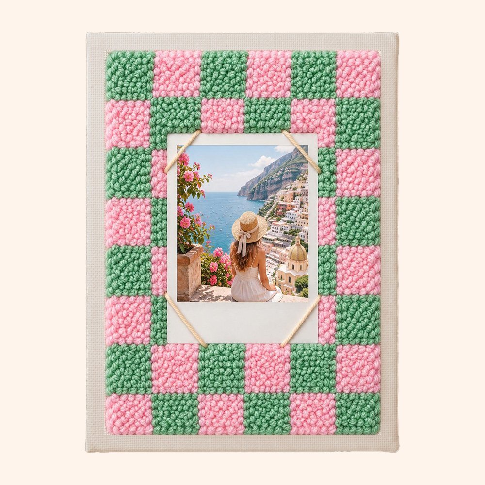 Retro Check - Frame Your Memories - miicreative